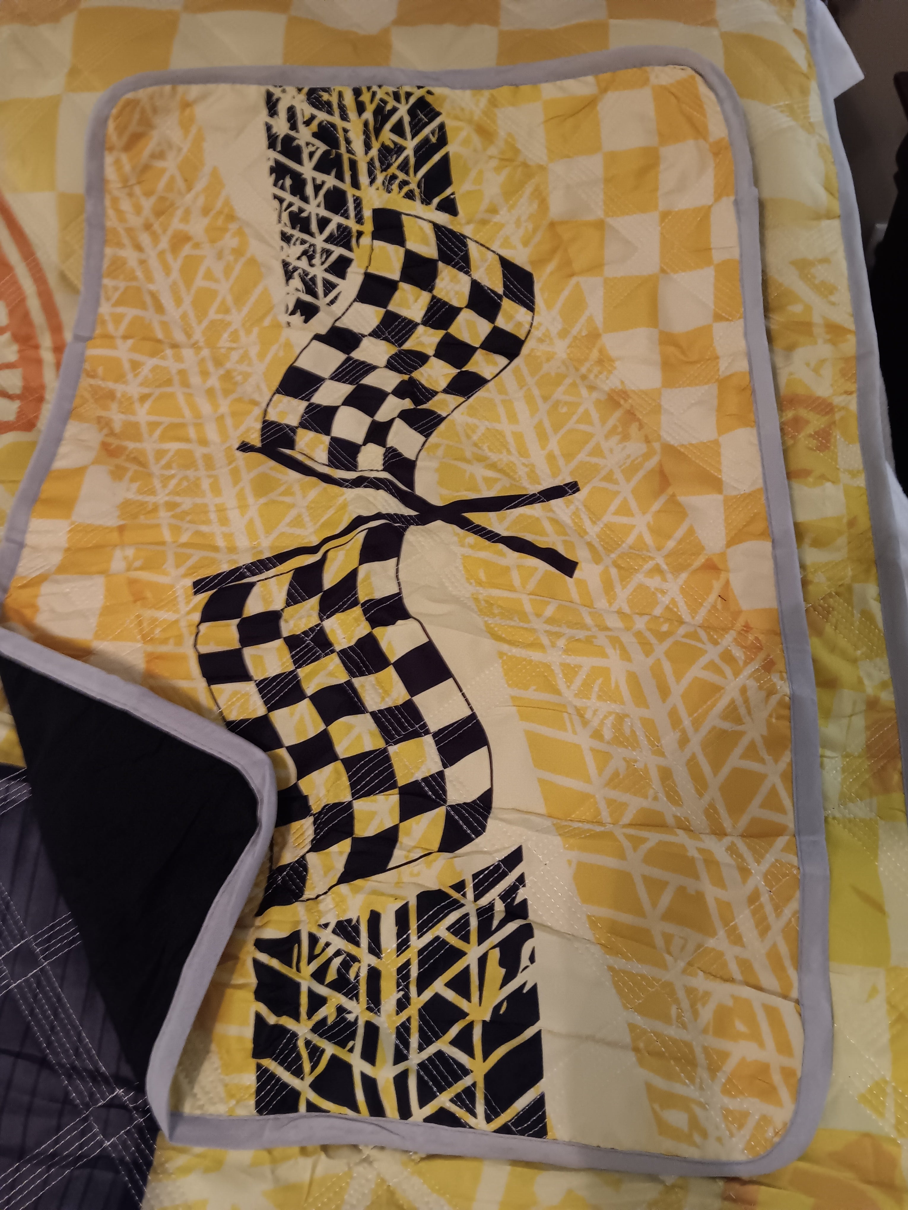 Race Car Quilt-Full Size 3 piece set